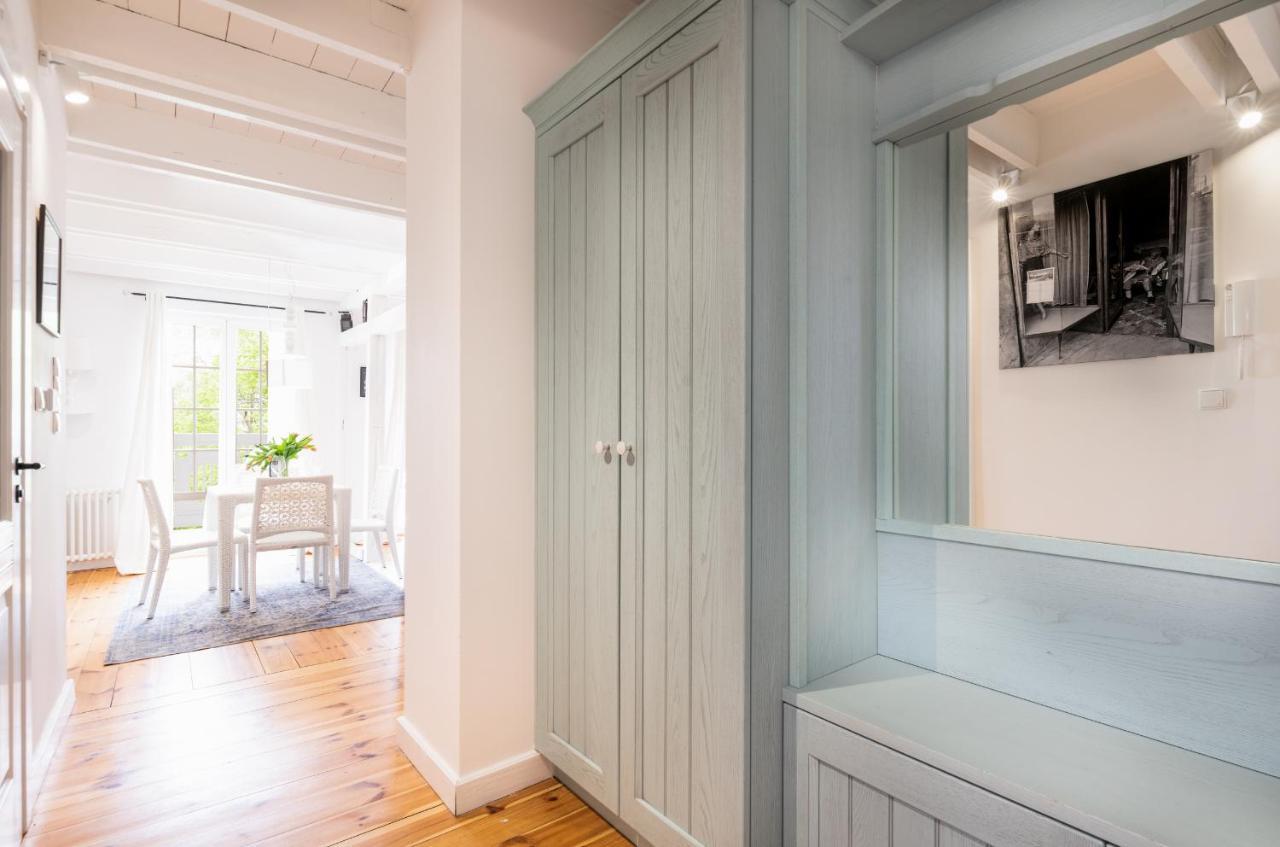 2Homerent Emily سوبوت المظهر الخارجي الصورة